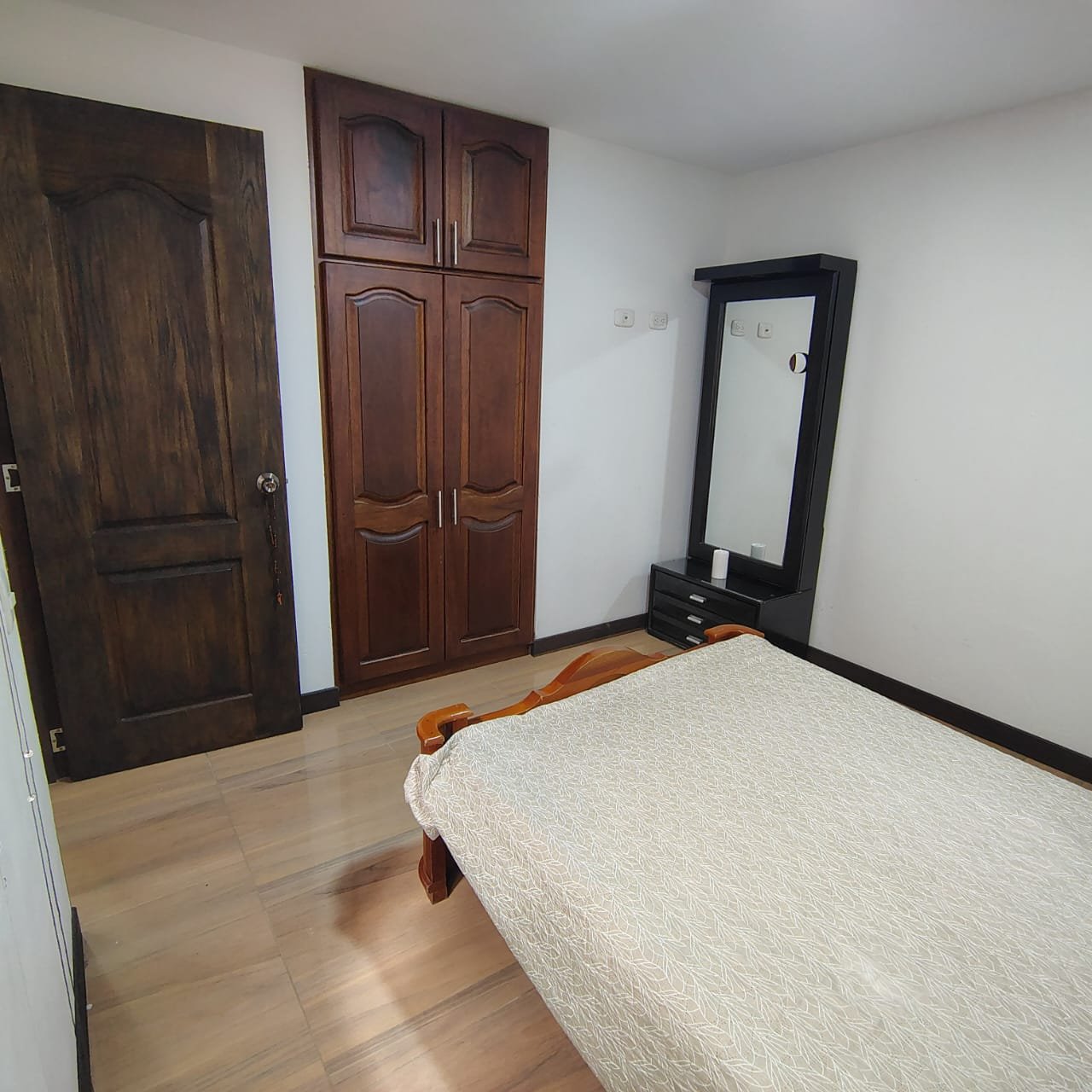 Casa en venta en El Carmen de Viboral, sector Campo Alegre