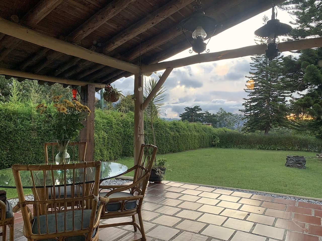 857303920250207040328