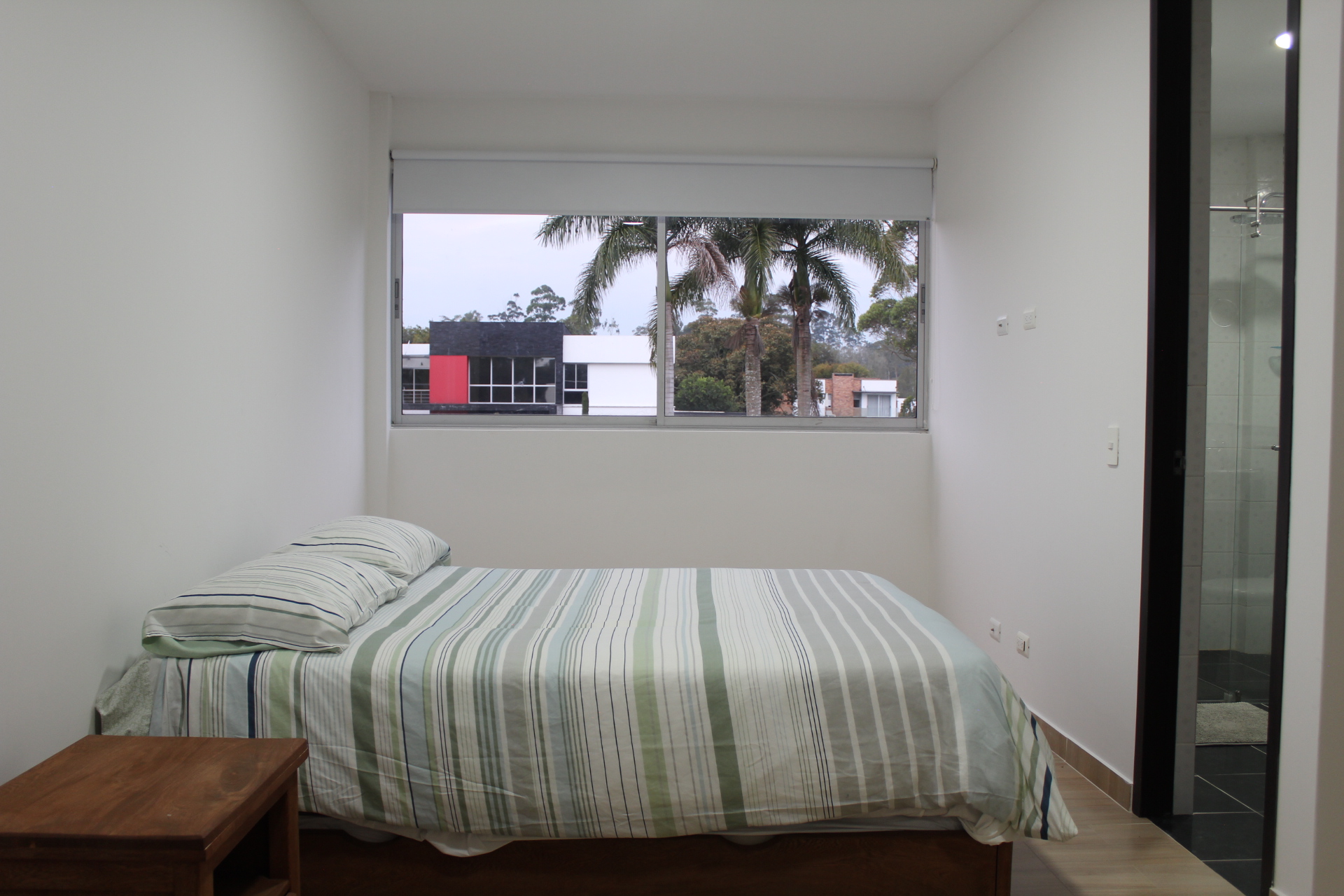 857304420230411104046