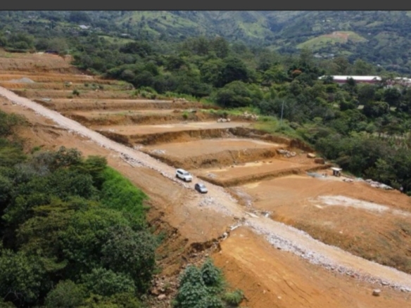 Bodega en venta, Proyecto de lotes para bodega en Copacabana