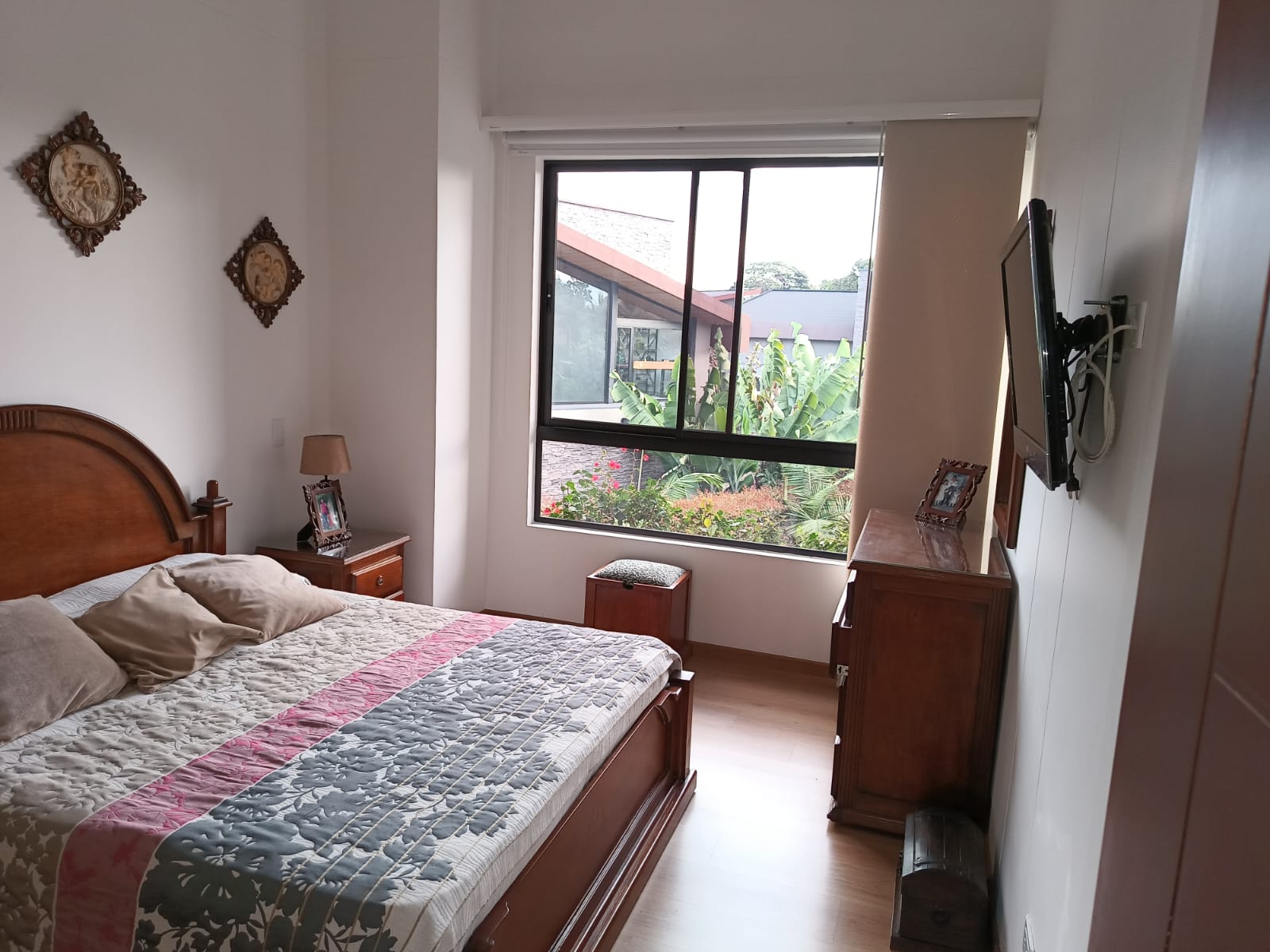 85730720241017093642