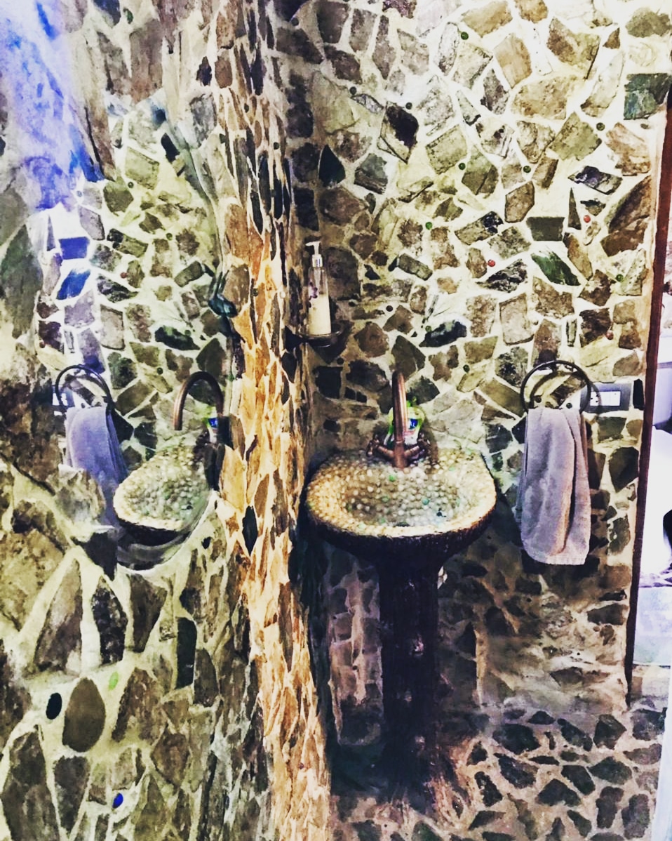 857301020251025115716