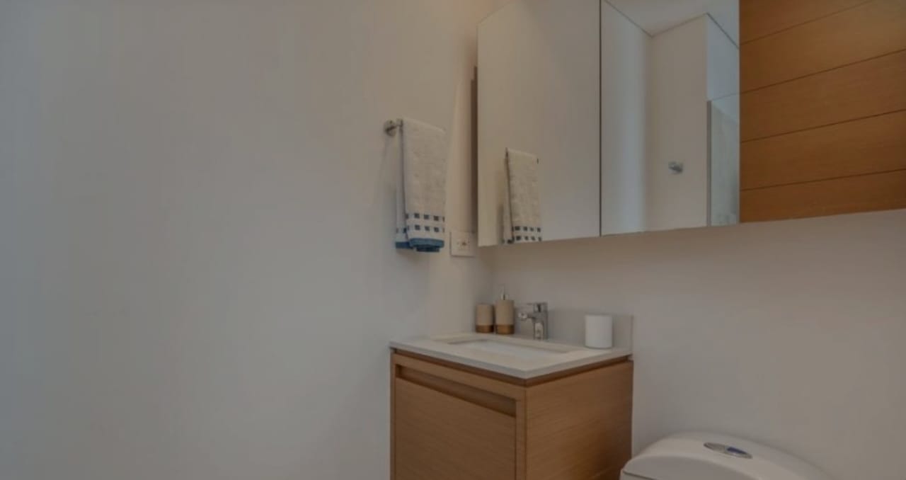 85730120251010040854