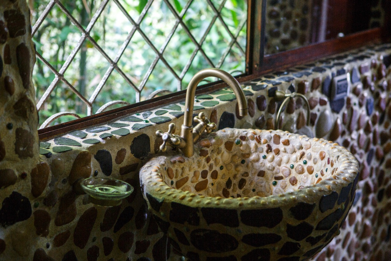 857302420251025120311