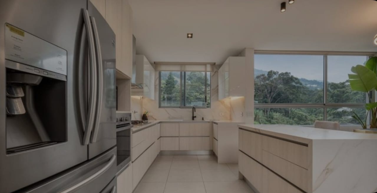 85730520251010040855