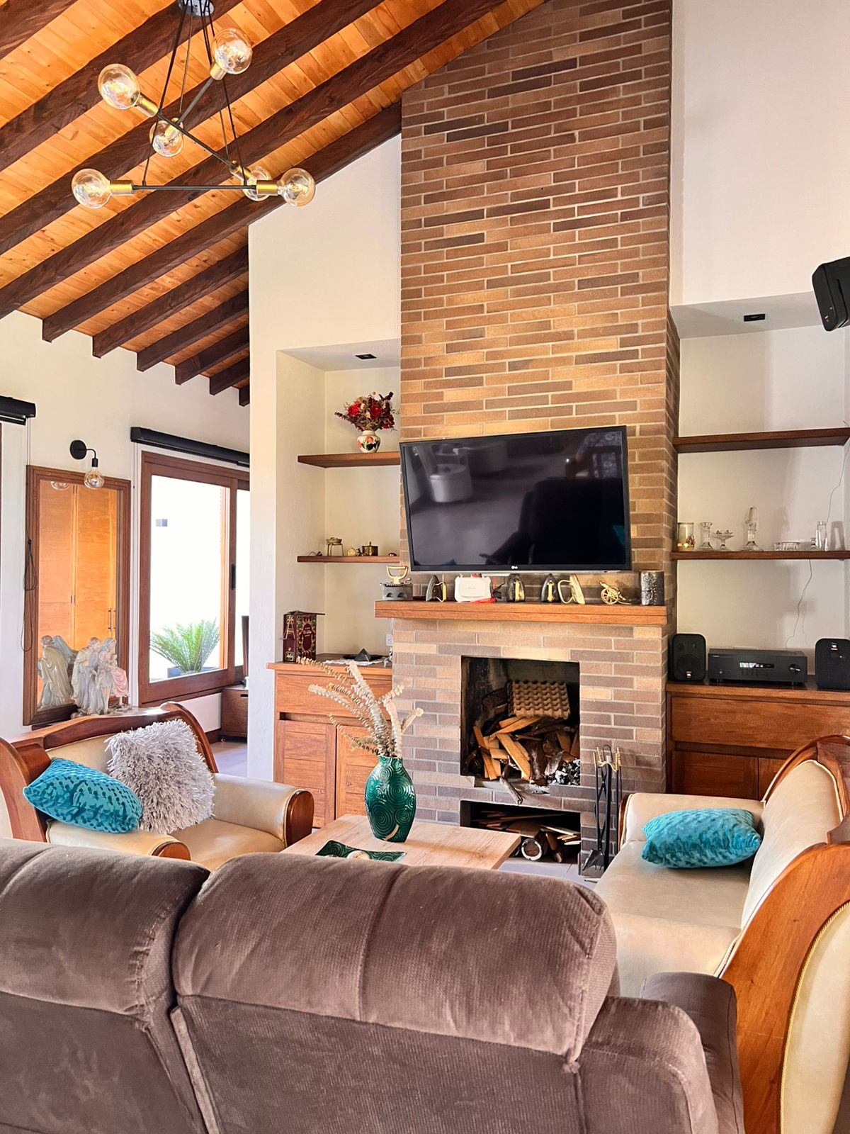 85730320251216093930