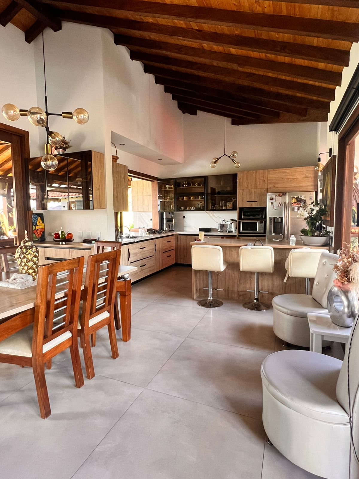 85730720251216093931