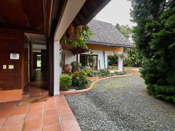 Lote en venta en Sabaneta, Antioquia.