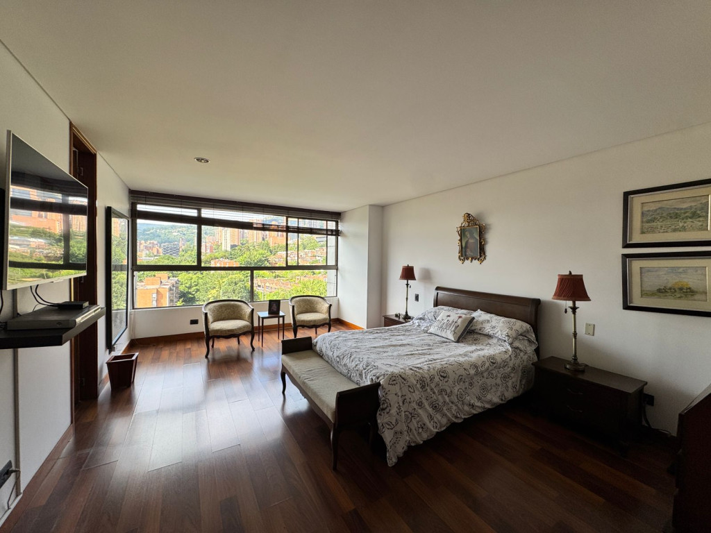 85730620260127044538