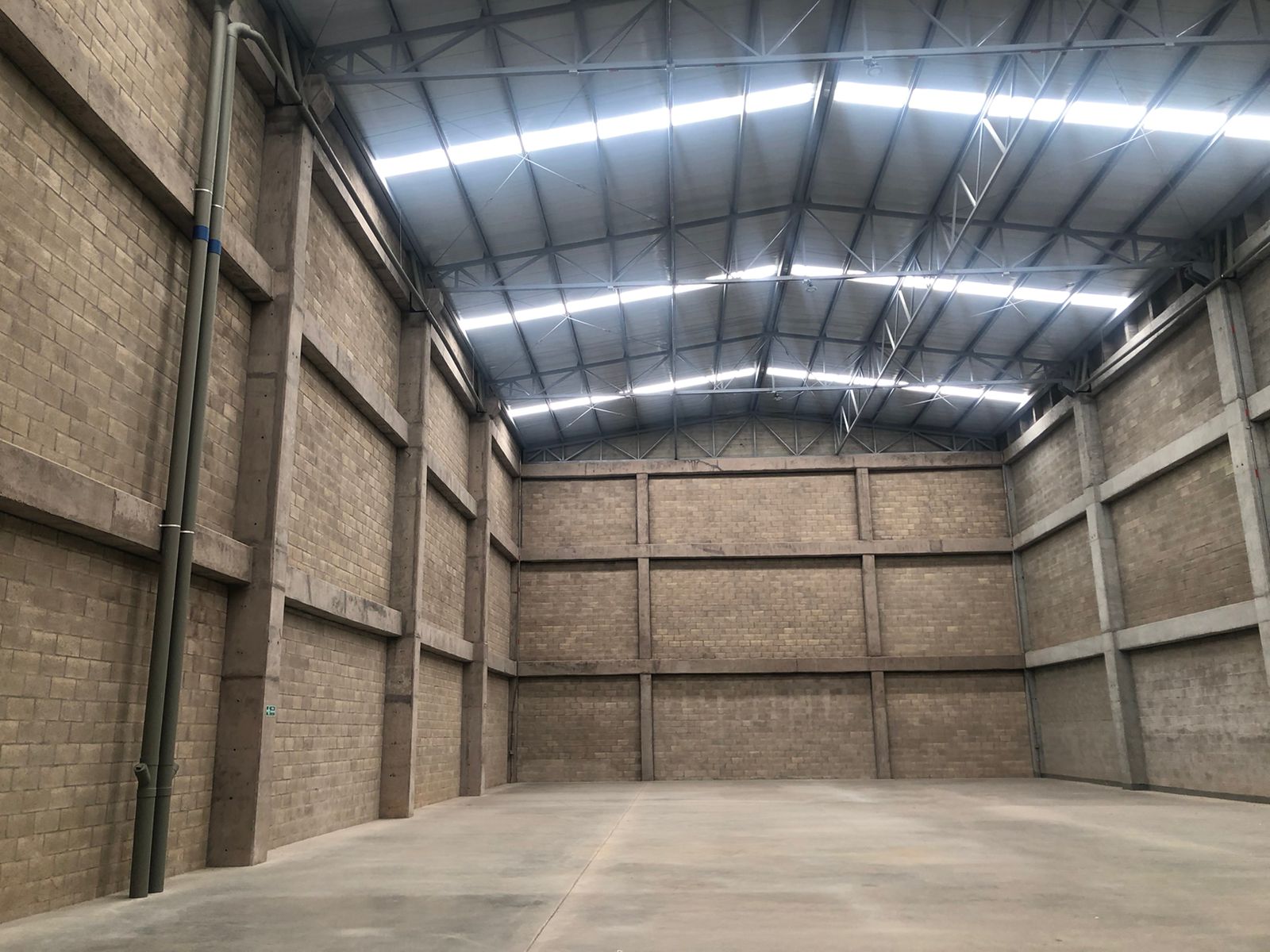 Bodega en Venta, sector Llanogrande, Via el Tablazo