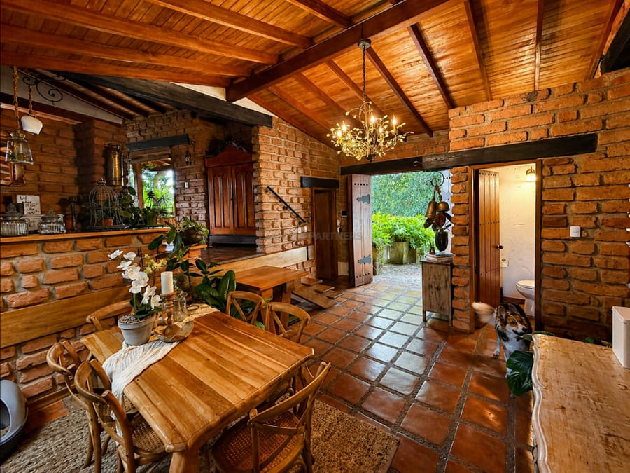 Lote en venta con Casa Campestre en La Ceja Antioquia