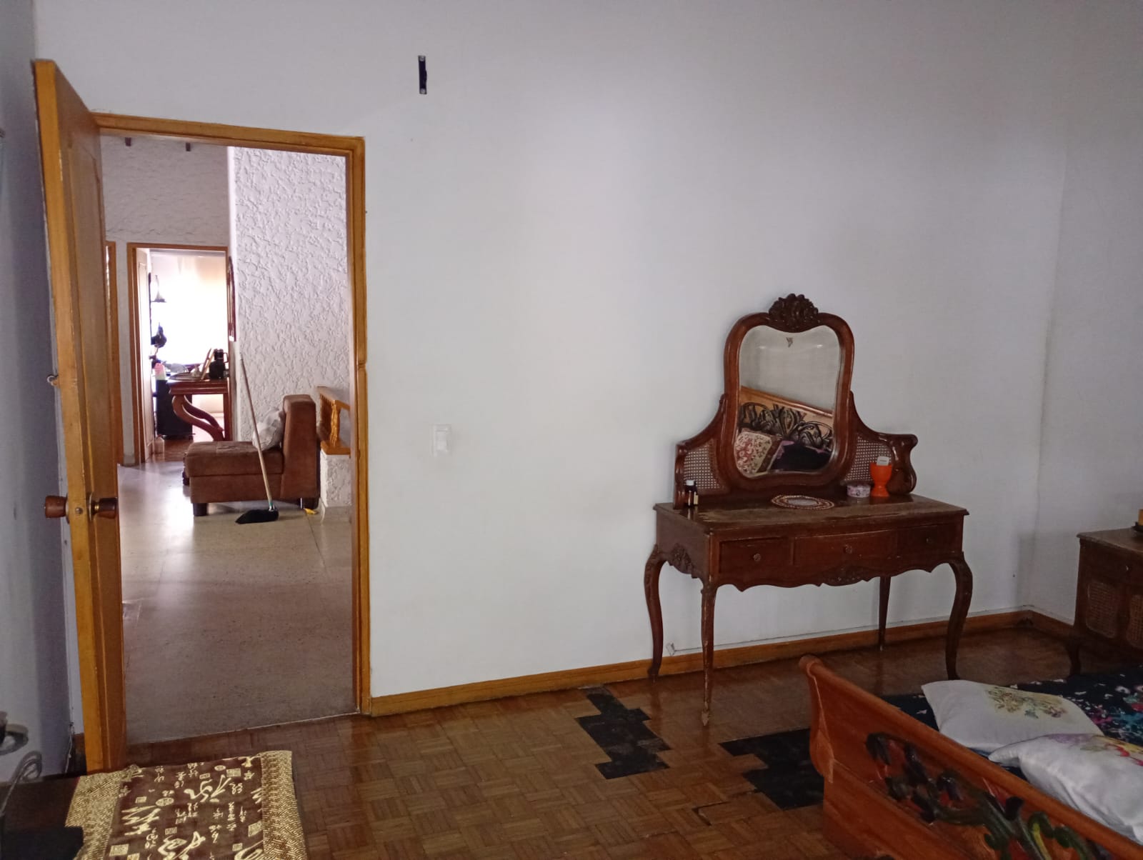 857301820260429011715 Casa Lote Venta, Barrio Poblado, Sector Provenza Parte Alta.