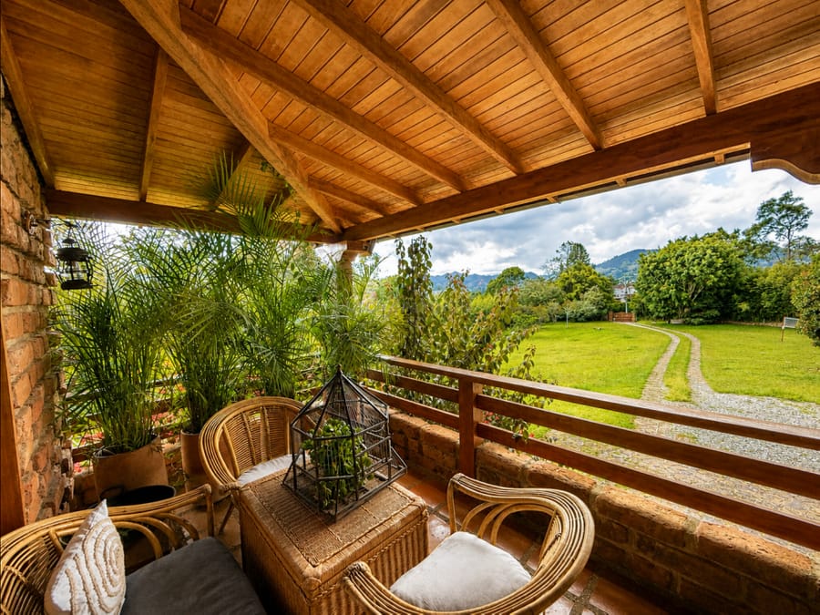 Lote en venta con Casa Campestre en La Ceja Antioquia