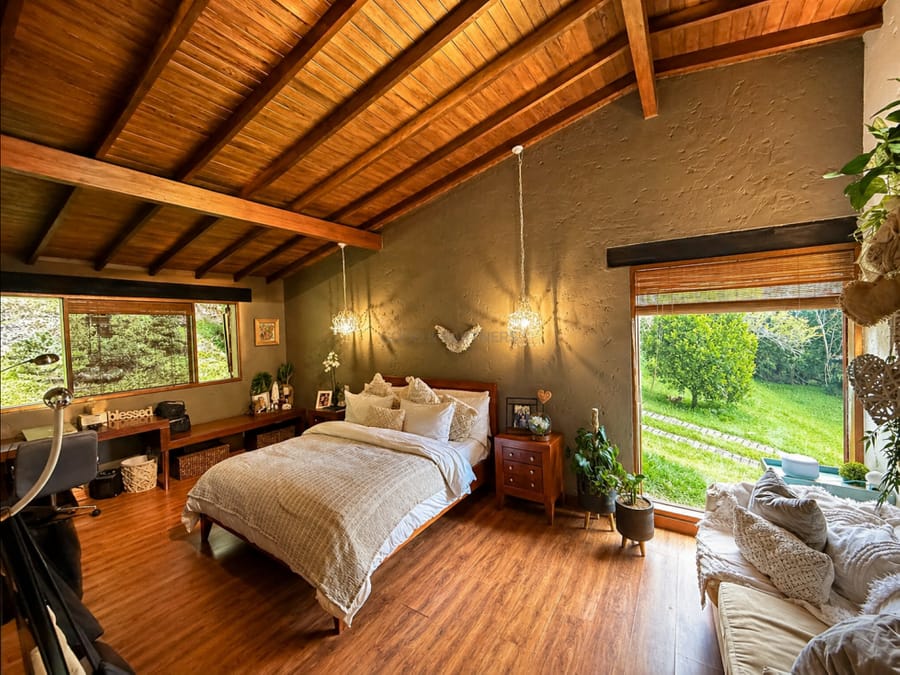 Lote en venta con Casa Campestre en La Ceja Antioquia