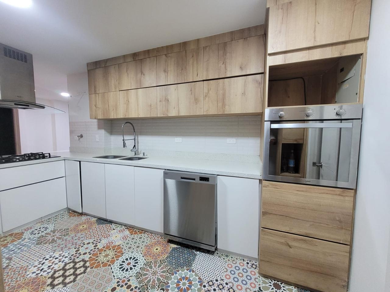 85730620260515012617 Casa en Venta en la Estrella, Sector Suramerica