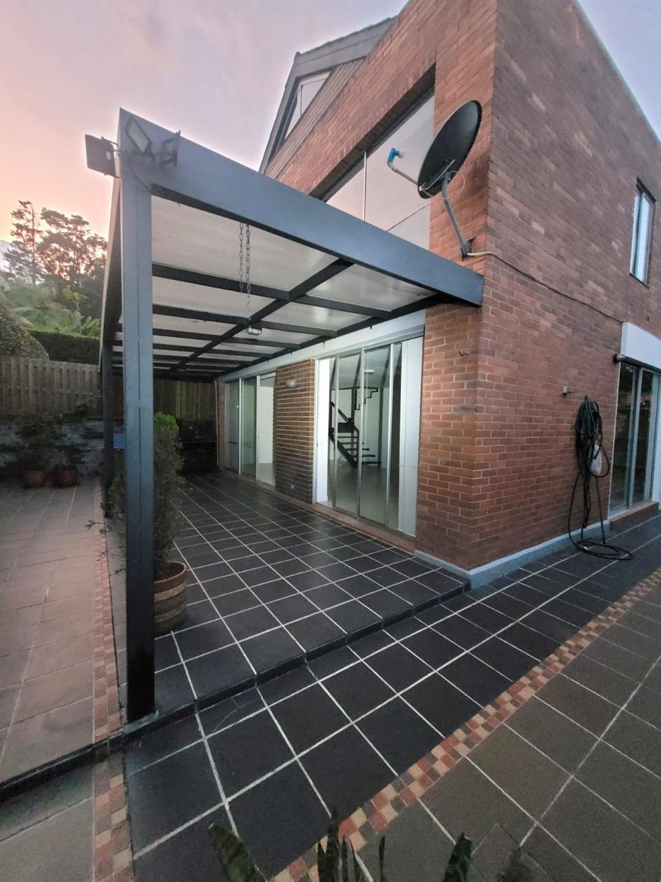 85730720260515012621 Casa en Venta en la Estrella, Sector Suramerica